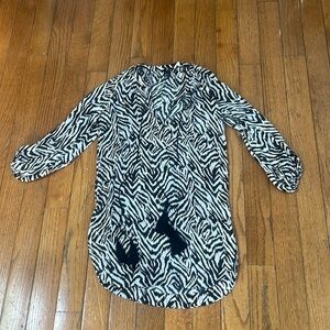 Gorgeous cover up, size 2 H&M